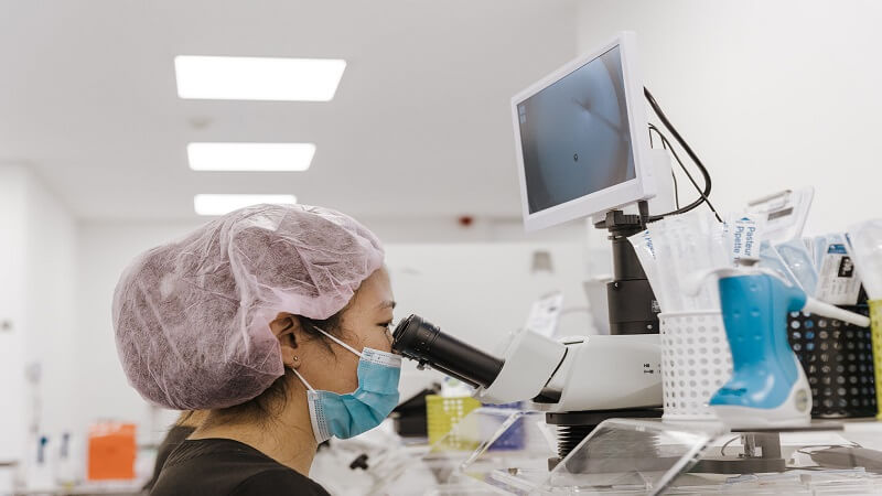 The Science of Fertility: What Modern Reproductive Technology in an Advanced Fertility Clinic in Toronto Looks Like in 2026